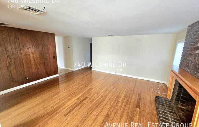 740 WILSHIRE DR