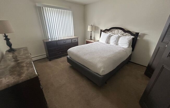 1 bed, 1 bath, $995, Unit 137