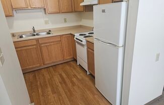 1 bed, 1 bath, 700 sqft, $1,150, Unit 8