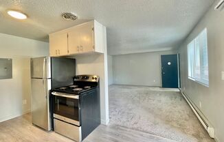 2 beds, 1 bath, 800 sqft, $1,695, Unit 28