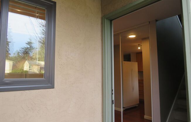 Juanita Townhome in Westwood Village ** 2bed/1.5 bath corner unit with Nice Private Backyard  $2175.00