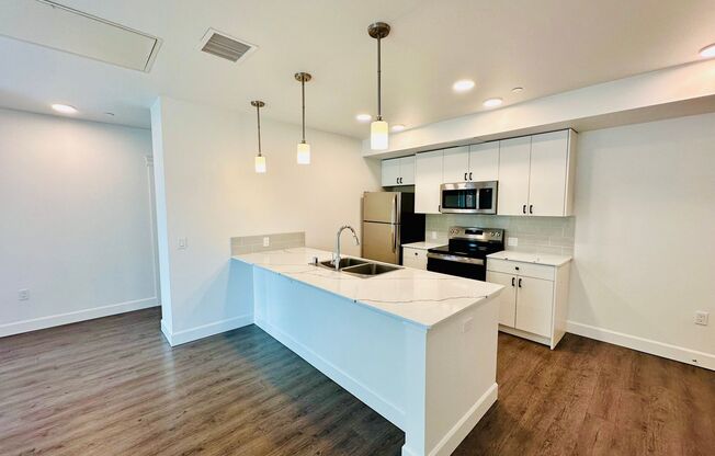 2 beds, 1 bath, 902 sqft, $2,750, Unit 410-315