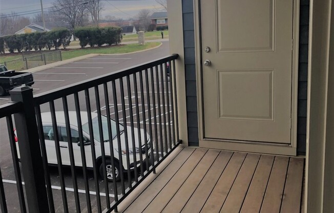 1 bed, 1 bath, 765 sqft, $815, Unit 16