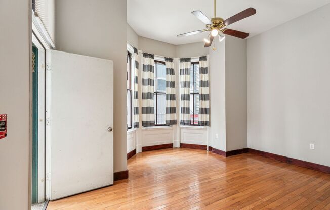 5 beds, 4.5 baths, 1,500 sqft, $3,600, Unit 3414 - A