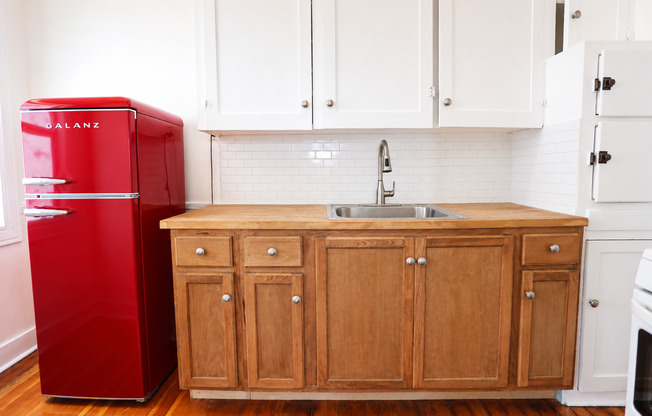 Studio, 1 bath, 450 sqft, $1,395, Unit Unit 101