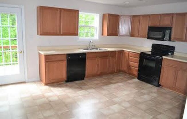 4 Bedroom Townhome in Lynchburg