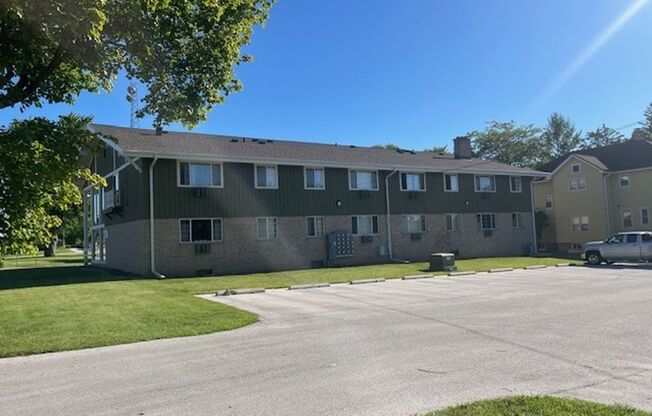 1 bed, 1 bath, $849, Unit 2129 206