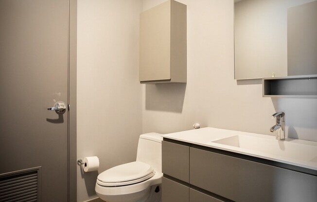 2 beds, 1.5 baths, 1,040 sqft, $6,000, Unit 16H