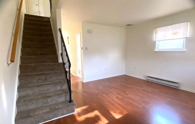 2 Bedroom Twin home coming up for rent in Catasauqua!