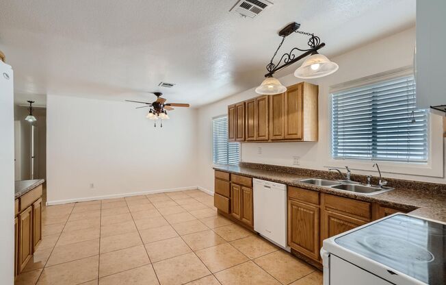 3 beds, 2 baths, $1,575