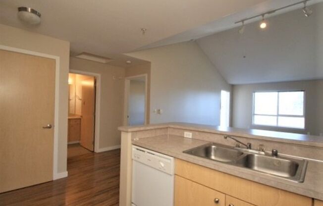 1 bed, 1 bath, 650 sqft, $1,650, Unit 307