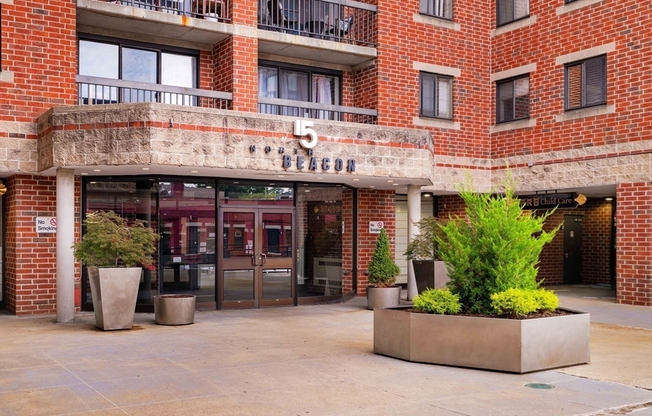 2 beds, 1.5 baths, 782 sqft, $2,900, Unit 1012