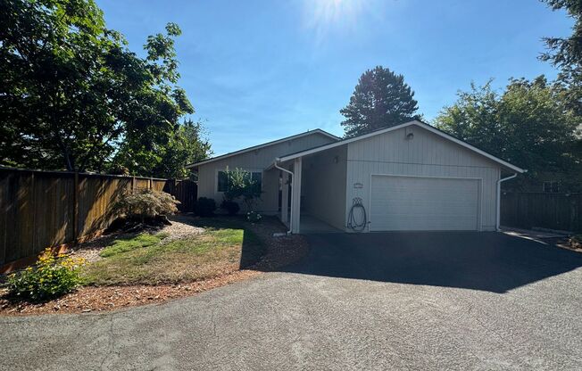 3 Bedroom House off Harlow Rd.