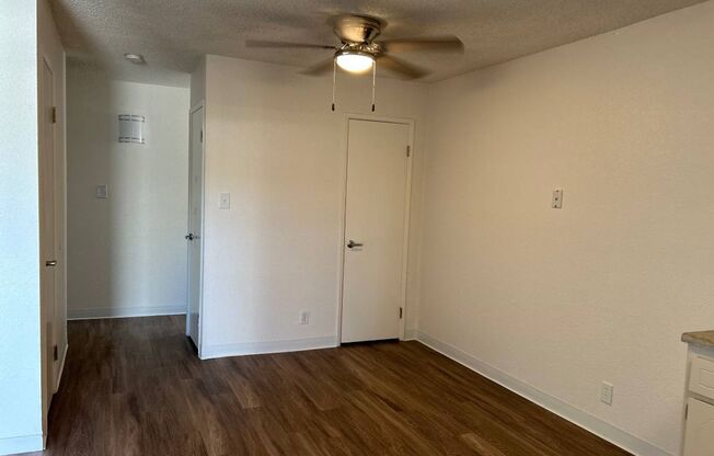 2 beds, 1 bath, 1,000 sqft, $1,650, Unit 18