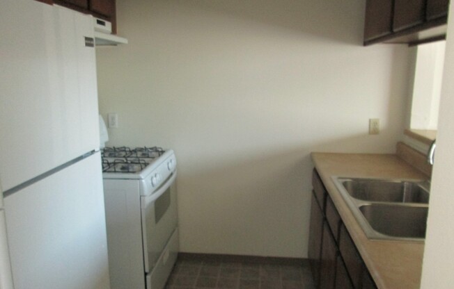 1 bed, 1 bath, $1,895, Unit 3195 C