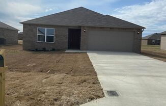 3 beds, 2 baths, $1,495