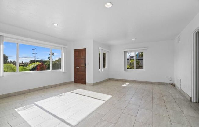608 N Rios Ave