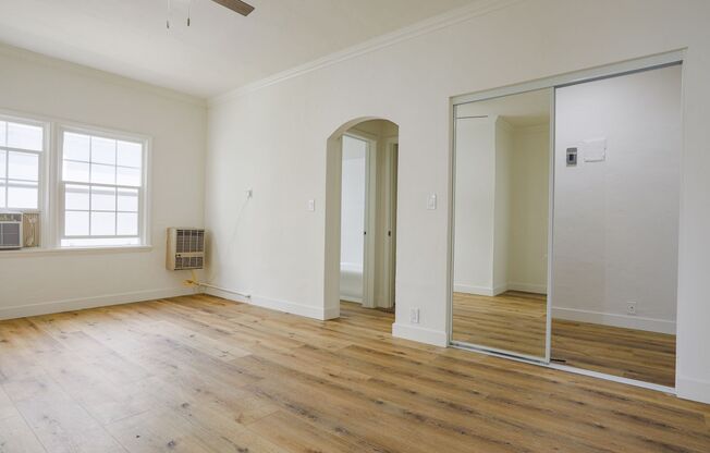 1 bed, 1 bath, 650 sqft, $1,575, Unit 305