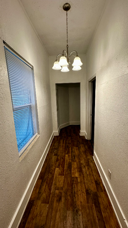 1267 W 4 ST