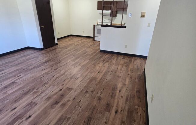 1 bed, 1 bath, 595 sqft, $989, Unit 1688-02