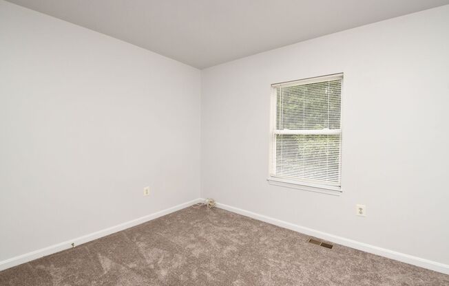 BEAUTIFUL TOWNHOME FOR RENT