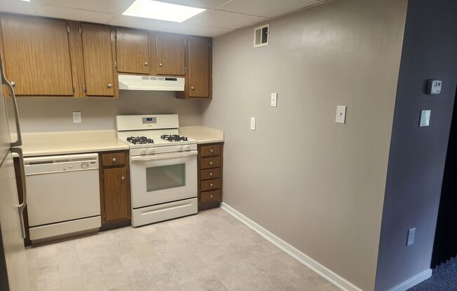 Studio, 1 bath, 600 sqft, $955, Unit WG2-106
