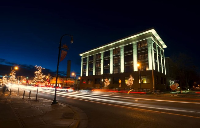 Exterior View In Night at Buzza Lofts of Uptown, Minneapolis Minnesota