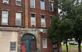 193 S Front Street