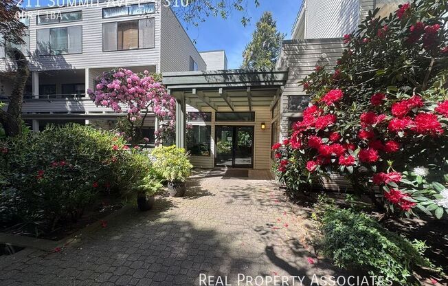 211 Summit Ave E Unit S112