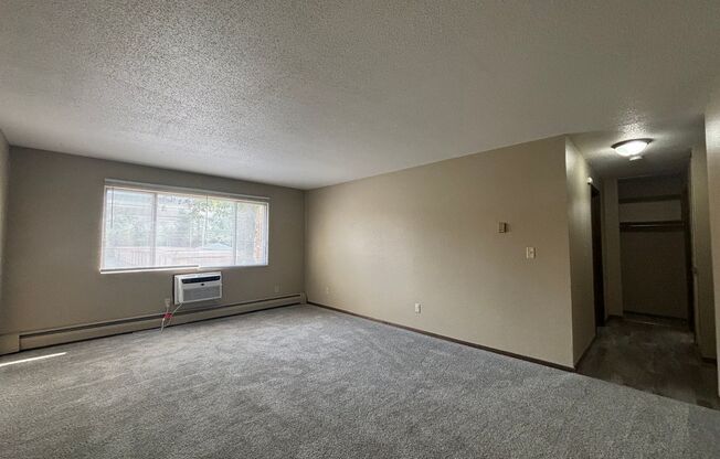 1 bed, 1 bath, 640 sqft, $847, Unit 103