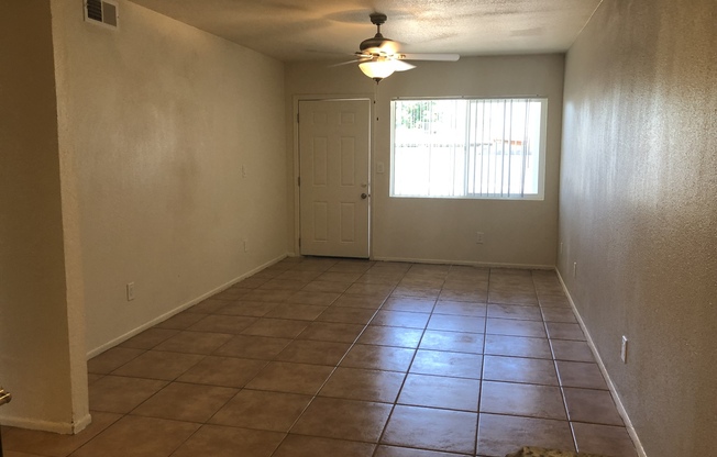 2 beds, 1 bath, 950 sqft, $1,325, Unit 111