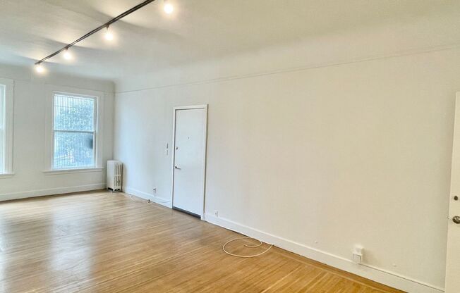 Studio, 1 bath, $1,949, Unit 926 A Taylor Street