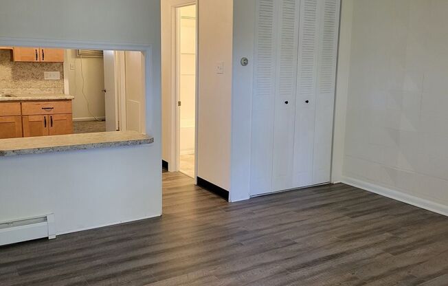 1 bed, 1 bath, 682 sqft, $1,215, Unit GL25008