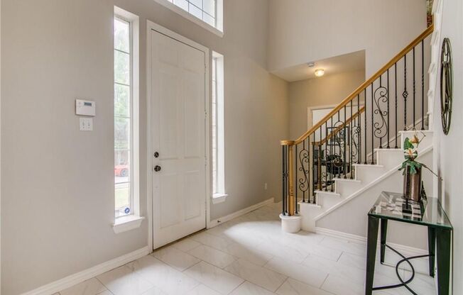 Comfort and Convenience in West Plano Living