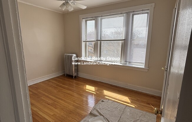 2342 W TOUHY