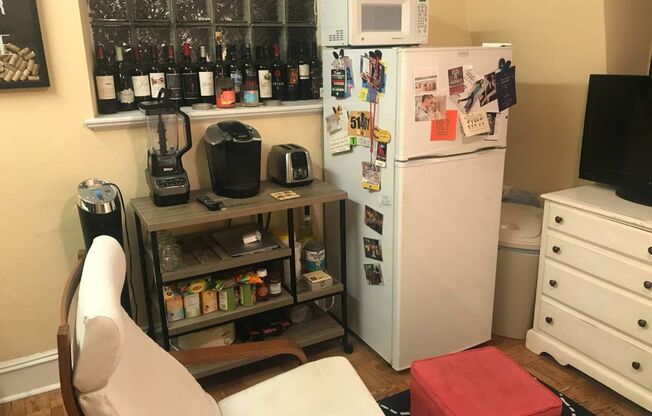 Studio, 1 bath, 225 sqft, $1,015