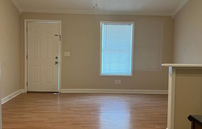 1 bed, 1 bath, $780, Unit 818