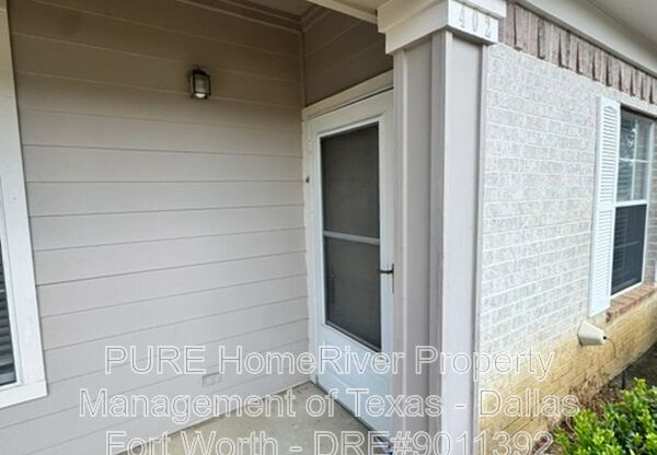 400 GLADE RD