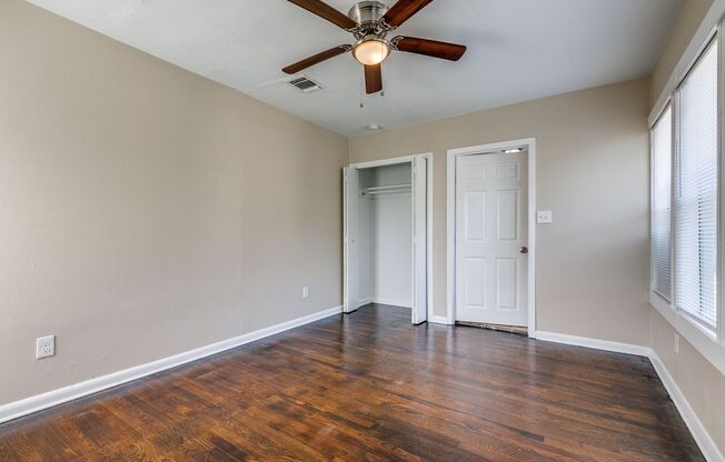 3 beds, 1 bath, $1,295