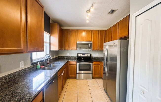13349 HBR SHR LN