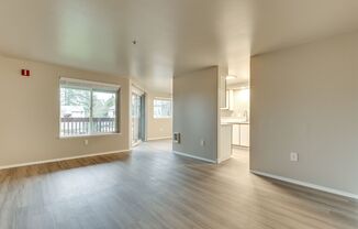 1 bed, 1 bath, 731 sqft, $1,795, Unit 720