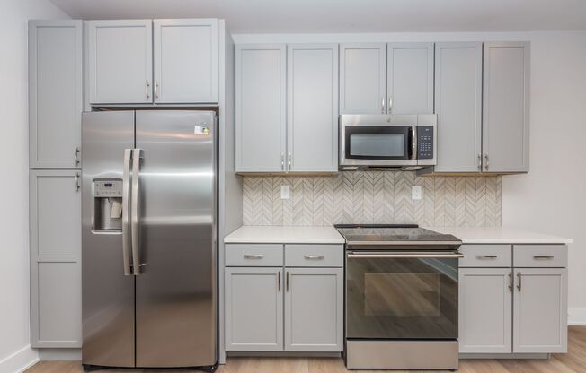 1 bed, 1 bath, 874 sqft, $2,900, Unit Apt # 212