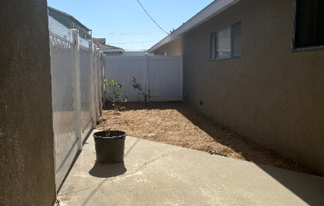 601- 20720 MANSEL TORRANCE, CA 90503