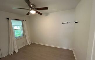 3 beds, 1 bath, $1,700