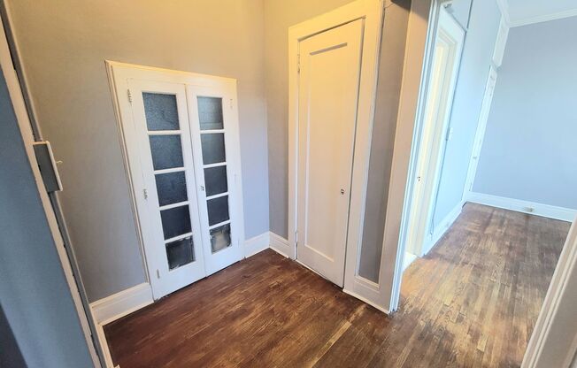 1 bed, 1 bath, 1,000 sqft, $1,095, Unit 219