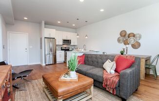 1 bed, 1 bath, 571 sqft, $1,450, Unit 9