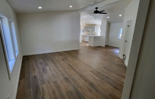 4 beds, 2 baths, 2,000 sqft, $2,495, Unit 50