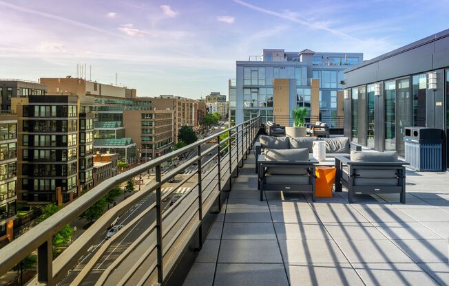 1 bed, 1 bath, $2,350, Unit 309