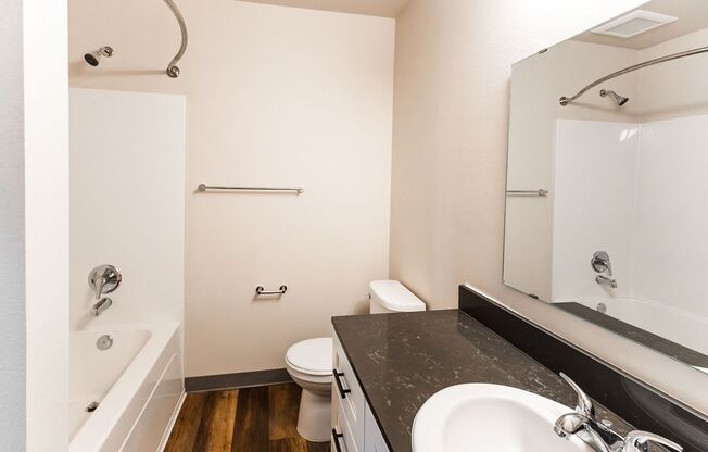 1 bed, 1 bath, 500 sqft, $1,440, Unit N-202