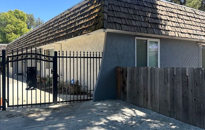 2412 Vera Cruz Dr.